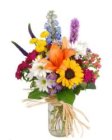 Edmonton Florist, Vase full of flowers in lots of colors/T-03